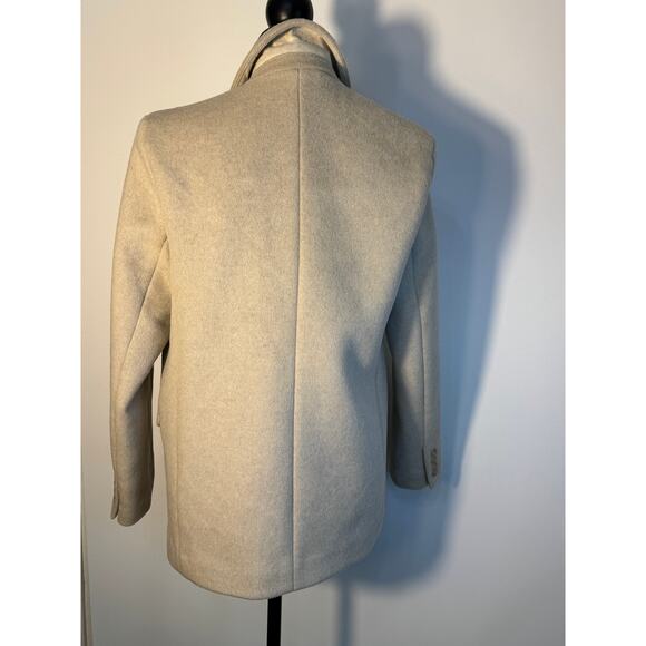 Women's Cream Blazer - Picture 4 of 9